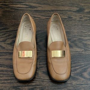 Gucci loafer vintage